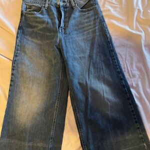 Levi Wide Leg Jeans, like new, size 29